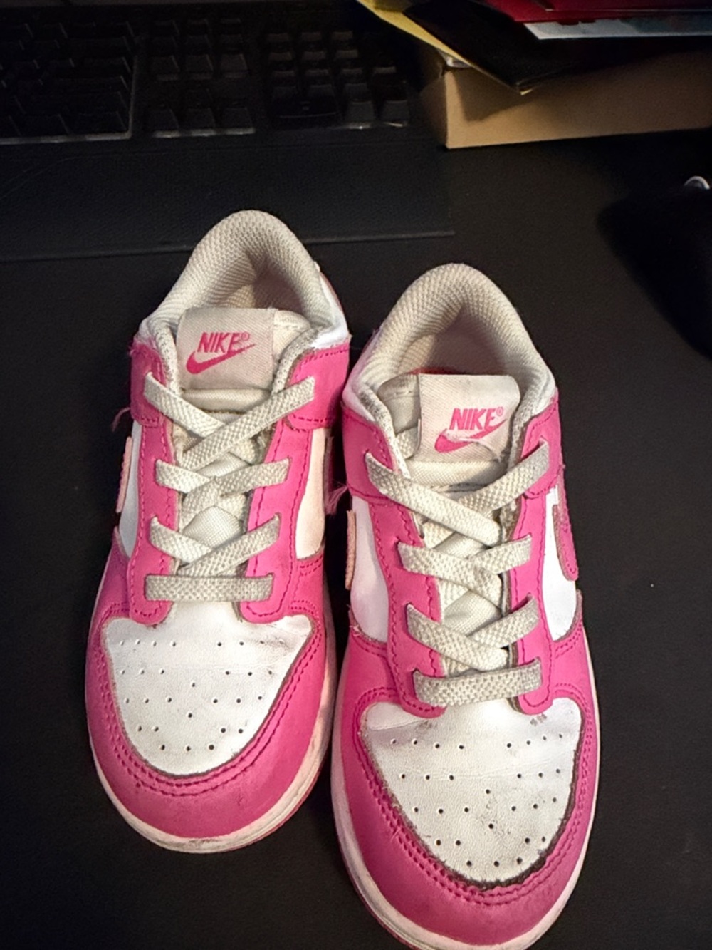 Nike Kids White and Pink Low-Top Sneakers